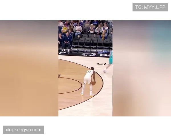 库里关键挡拆拉开空间提升三分效率显著区别乔治