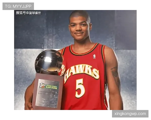 约什·史密斯背靠背突破得分提升球队关键时刻攻击效率